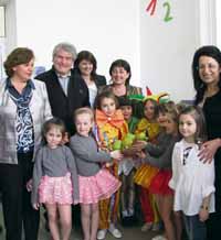 Как да задържим децата в училище