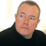 Доц. Харалан Александров е антрополог, организационен консултант и анализатор на обществените процеси. Зад гърба си има две докторски дисертации и множество научни публикации в различни области. Преподава в Нов български университет. Член е на Българския институт за отношения между хората. Консултира организации и проекти в областта на образованието, местното развитие и грижите за деца.