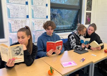 Какво е да си доброволец в училище в чужбина*