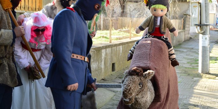 Мисия „Топъл физкултурен салон“