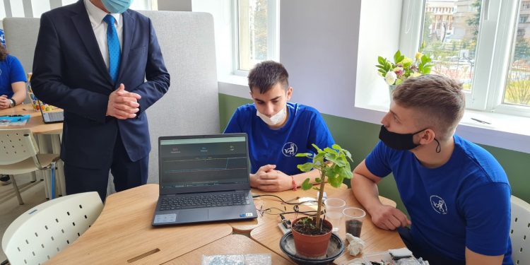 Защо се слага мая в тестото