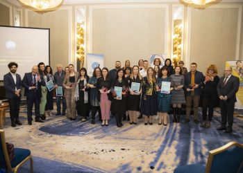 Отличиха посланиците на добротоТе са помагали на деца и семейства в беда