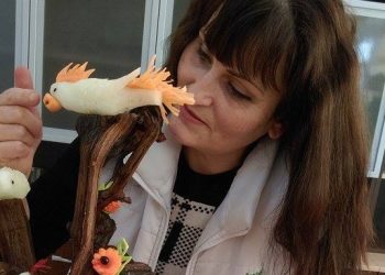 Майсторката  на карвинг