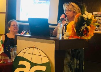 Мисия: училища, пълни с деца