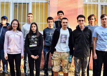 Рекорд и 10 медала за астрономите