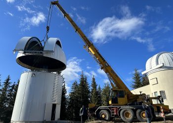 Готова е кулата за новия телескоп в Рожен