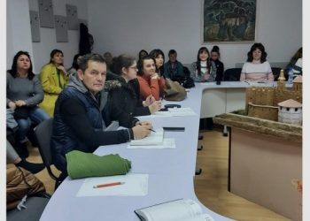 Педагози от Видин се обучават как да се справят със стреса