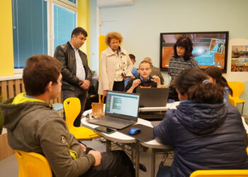 Да вградиш мечтите си в школо