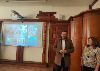 Бъдещи педагози влизат онлайн в класните стаи