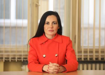 Футурологът Мариана Тодорова: Трябва да внимаваме улеснението, което ни дава изкуственият интелект, да не се превърне в когнитивен залез и оглупяване