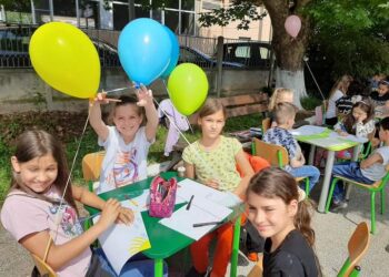 Живей, пътувай, изучавай