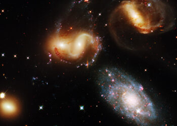 Загадъчната асиметрия във Вселената