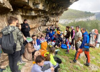 На училище в Искърското дефиле