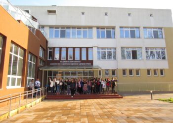 Увеличават местата за студенти  по медицина