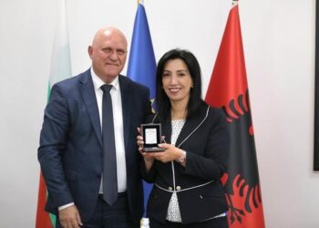 Подкрепа за българския език в Албания