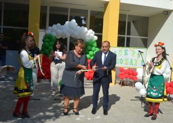 Беленската гимназия с обновени сгради