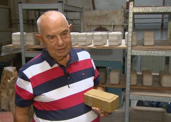 Родни учени разработват заместител на стиропора