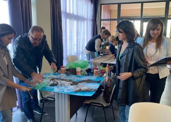 Топла връзка между химия и изкуство в Бургас