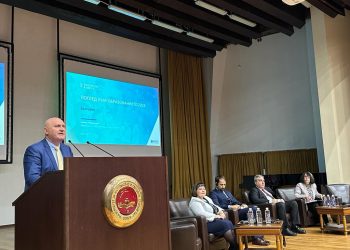 Образователни паралели