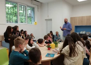 Учителството е професия, която се краде