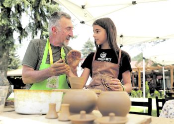 „Шарена фабрика“ дава бъдеще на занаятите