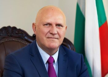 Родителите ще извиняват до  15 дни отсъствия от училище