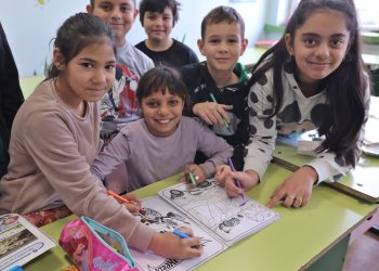 Екипът на 94. СУ работи активно, за да даде шанс на децата от столичния кв. „Христо Ботев“