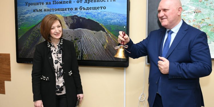 Над 9,5 млн.лв. са инвестирани в нови учебни кабинети