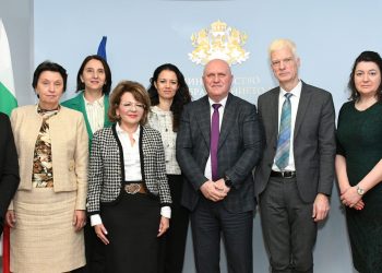 ОИСР ще подкрепи реформата в образованието