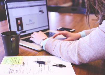 Работодатели предлагат 27 780 места за прием по държавна поръчка във висшите училища от есента