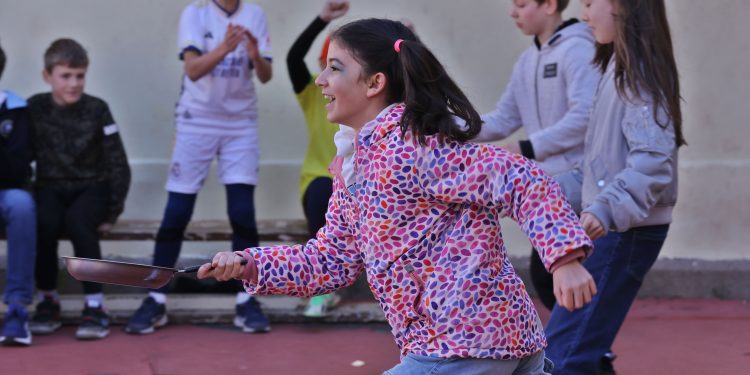 Празник на езиците озари 20. ОУ „Тодор Минков“