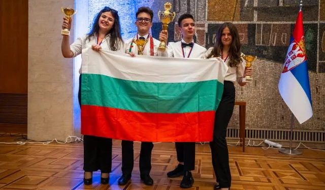 България е световен вицешампион по ученически дебати