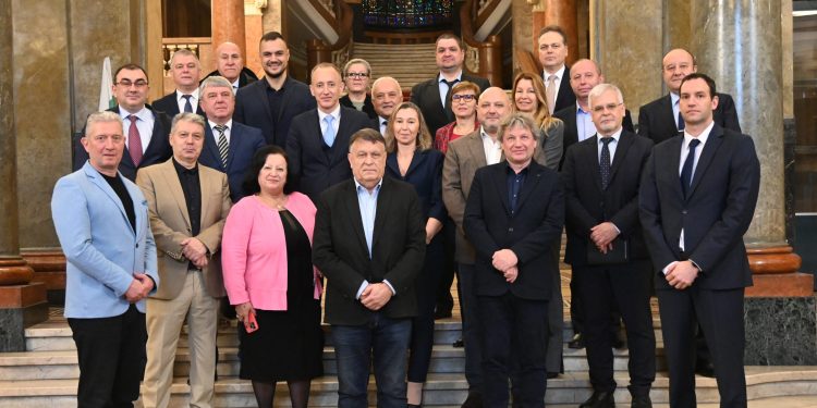 Министърът на образованието и науката Красимир Вълчев обсъди приоритетите във висшето образование на среща с ректорите, синдикатите в сектора и представители на студентските съвети