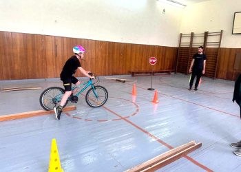 Волейбол на открито за децата на Селановци