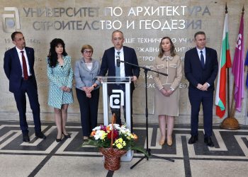 Министърът на образованието и науката Красимир Вълчев обсъди с ректори на технически висши училища мерки за повишаване на интереса към тях и към важни за икономиката специалности, както и план-приема в тези университети