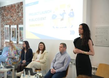 Започна проект „Дигитално благополучие“ по програма „Еразъм+“