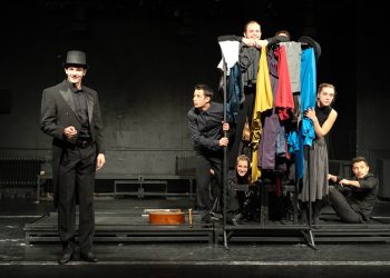 Дългочорапената торта