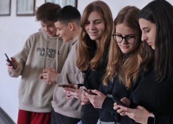 Мерки за пренастройване на образователната система