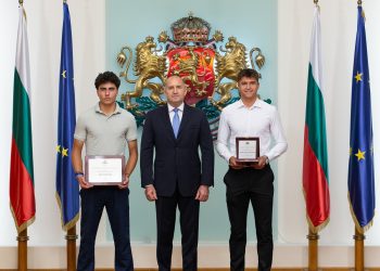 Президентът отличи тенис талантите за представянето на „Уимбълдън“