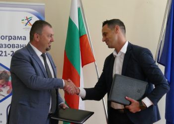 Над 2500 ръководители на образователни институции ще се учат да управляват европроекти