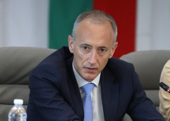 Министър Красимир Вълчев: Повече практически задачи ще има в изпитите след 7-ми клас
