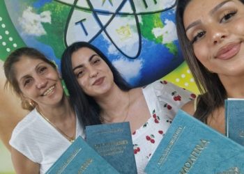 Все повече деца от уязвими групи избират образованието