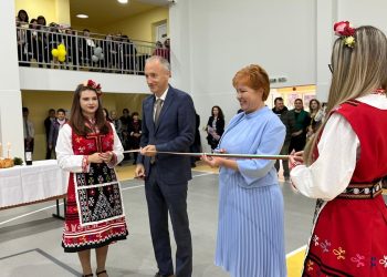 23 училища започват учебната година с нови физкултурни салони, още 130 са в процес на изграждане