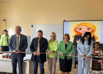 Училищата в Златоград и Неделино вече имат нови STEM центрове