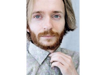 Стефан Иванов, поет и драматург: Поетът е камъче в обувката на нормалността