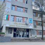 Директорът на столичното 138. СУЗИЕ „Проф. Васил Златарски“ е освободен от длъжност, съобщи Пресцентърът на МОН