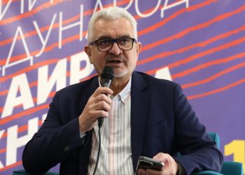 Емил Спахийски, директор на Национално издателство за образование и наука „Аз-буки“: Образованието е любопитство (ВИДЕО)