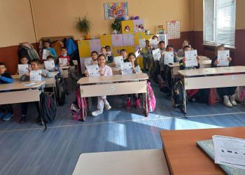 Нанси Асенова от НУ „Св. св. Кирил и Методий“ в Тополовград спечели отличието „Млад медиатор“ за 2025 г.